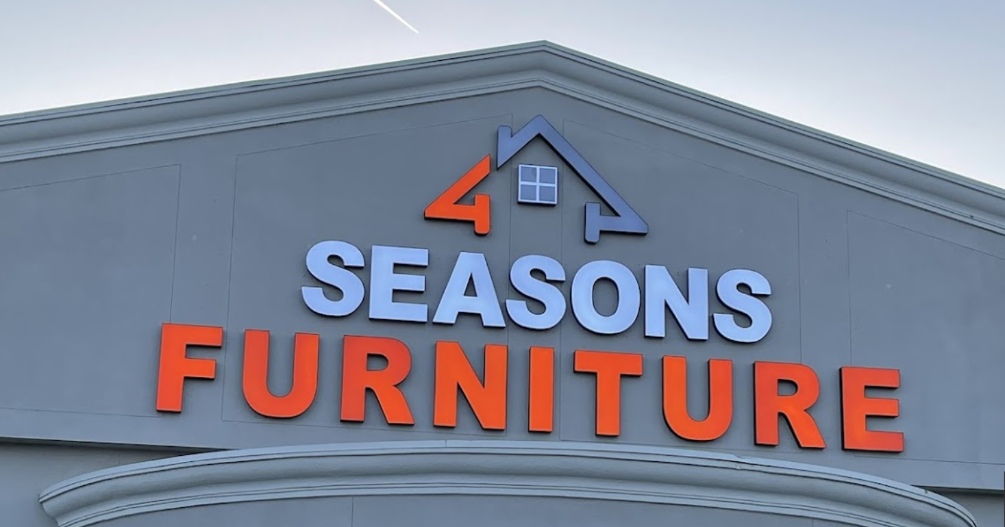 4 Season Furniture River Park Shopping